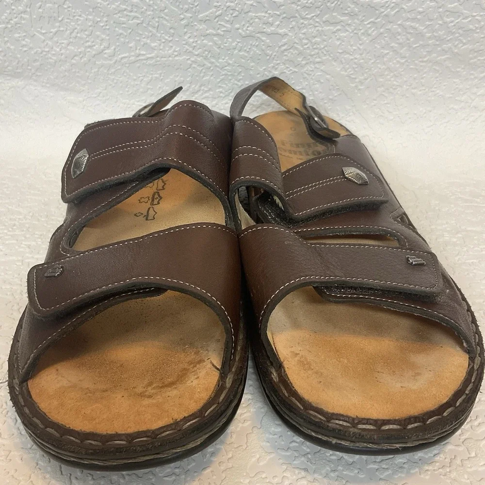 Finn Comfort Women's Brown Leather Casual Sandals Size 43/11.5-12 Strappy Buckle
